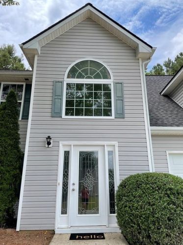 113 Legend Creek Dr, Holly Springs, GA 30114-4595