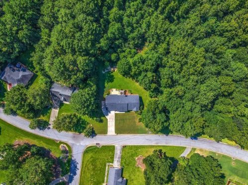 1716 Little Brook Dr, Conyers, GA 30094-4000