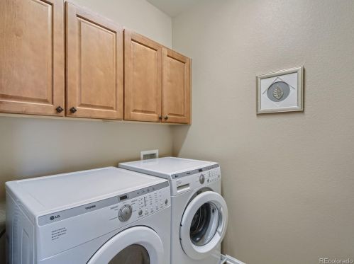 1403 Addison Ct, Aurora CO 80016 exterior