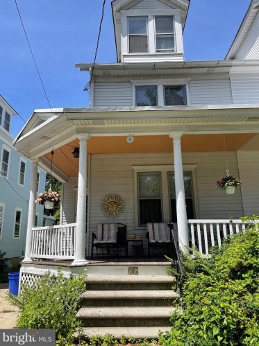 36 Walnut St, Tavistock, NJ 08033-1853