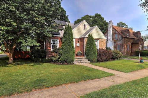 63 Judson Pl, Milford, CT 06461-4043
