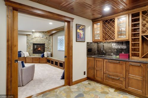 10147 Bridgewater Pkwy, Saint Paul MN  55129-8587 exterior