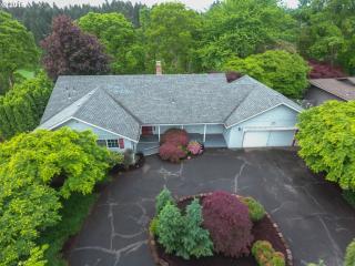609 Overlook Dr, Vancouver, WA 98665-7441