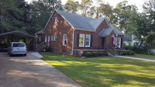 211 Church St, Walhalla SC  29691-1903 exterior