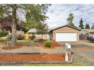 792 Cedar St, Dundee, OR 97115-9626