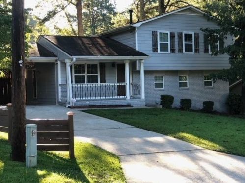 6050 Katherine Rd, Rex GA 30273-1122 exterior