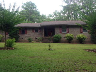 445 Hill St, Manchester, GA 31816-1822
