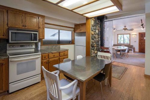 10152 Church St, Truckee CA  96161-0309 exterior