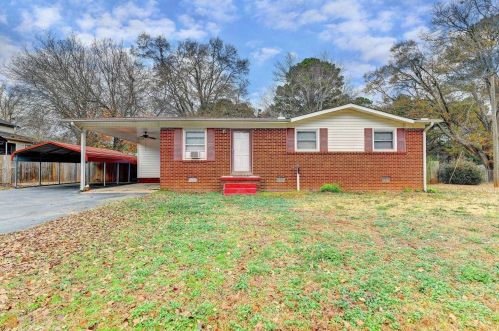 8190 Highland Dr, Porterdale, GA 30014-3479