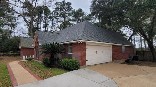 1800 Carriage Run, Conroe TX  77384-3314 exterior