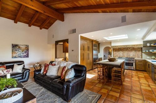 1451 Foothill Blvd, Santa Ana CA 92705-2511 exterior