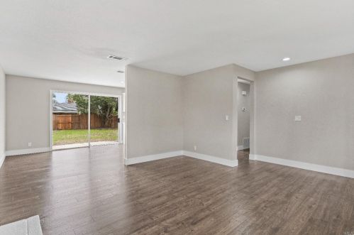 1766 Southwood Dr, Vacaville, CA 95687-6137
