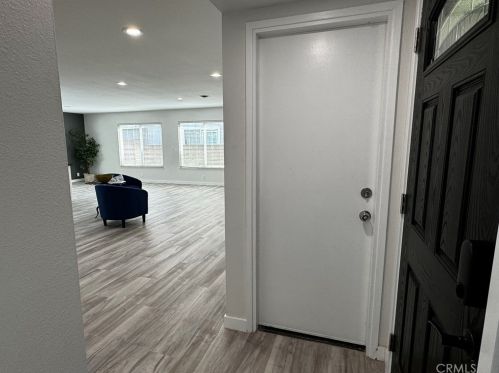 2311 Artesia St, Santa Ana CA  92704-4709 exterior