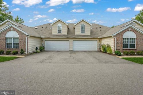 131 Point Ct, Trenton, NJ 08648-2857
