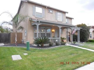 1321 Gianna Ln, Manteca, CA 95336-6454