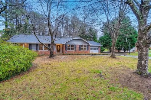 2262 Wellington Hills Way, Lithonia, GA 30039-4236