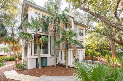 85 Jackstay Ct, Johns Island, SC 29455-5703