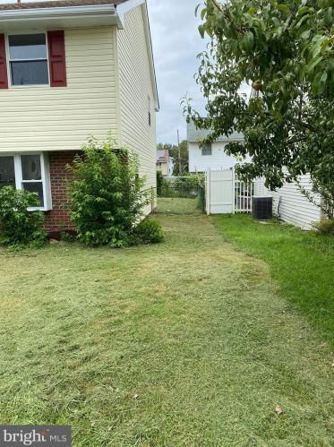 1865 Greymont St, Philadelphia PA  19116-3829 exterior