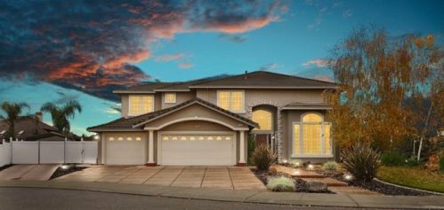 1748 Marguerite Ct, Ripon, CA 95366-9592