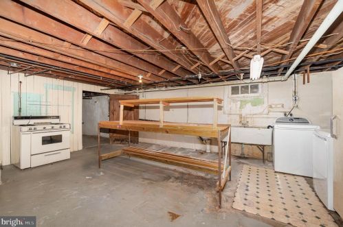 601 Mccosh St, Hanover PA 17331-1839 exterior