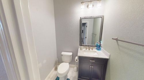 3112 Edgeview Dr, Modesto CA  95355-7302 exterior