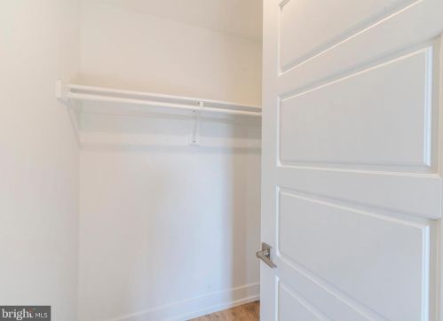 2304 9th St, Philadelphia PA 19148-3727 exterior