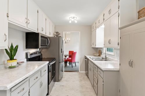 101 104th St, Minneapolis MN  55420-5303 exterior