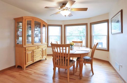 809 Burning Trl, Carol Stream IL  60188-9148 exterior