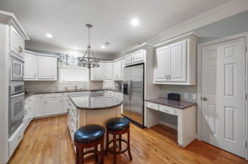 28 Wedgewood Blvd, Conroe TX  77304-1349 exterior