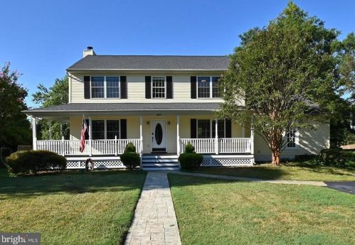 8923 Kiger St, Lorton, VA 22079-3109