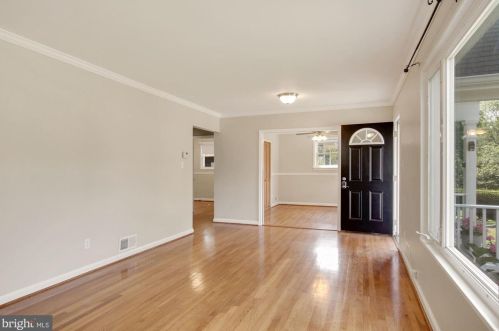 11511 Lund Pl, Silver Spring, MD 20902-2322