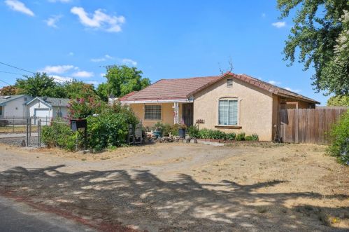 1401 Watts Ave, Modesto, CA 95358-1324