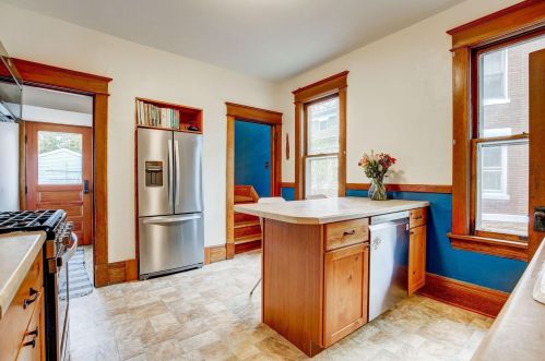 820 James Ave, Saint Paul MN  55102-3412 exterior