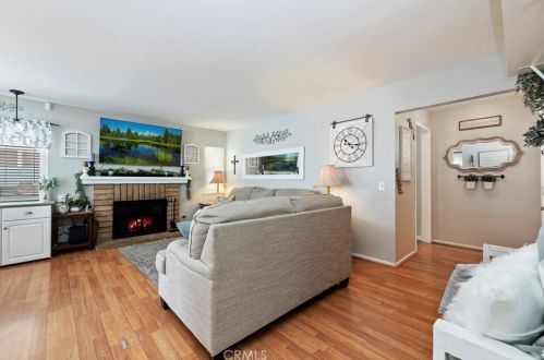 10331 Palmento Dr, Riverside CA  92505-1550 exterior