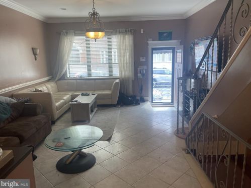 2334 12th St, Philadelphia PA  19133-1007 exterior