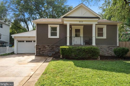 207 Westmoreland Rd, Falls Church, VA 22046-4038