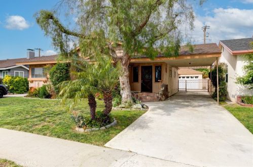 12203 Sundale Ave, Hawthorne, CA 90250-3540