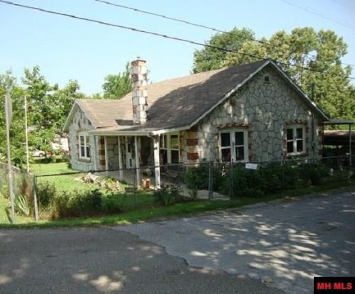 513 Main St, Rea Valley, AR 72634-8545