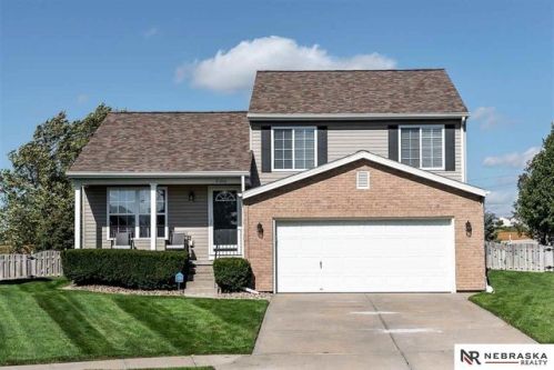 15466 Mormon Cir, Bennington, NE 68007-1464