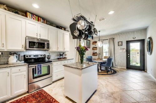 5037 Byers Ave, Fort Worth TX  76107-4129 exterior