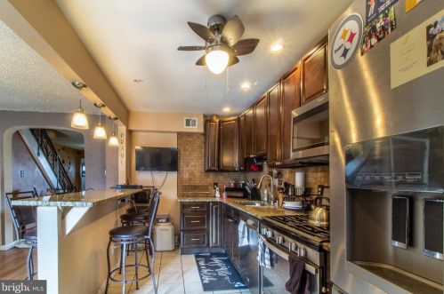 239 Fariston Dr, Philadelphia PA 19120-1007 exterior