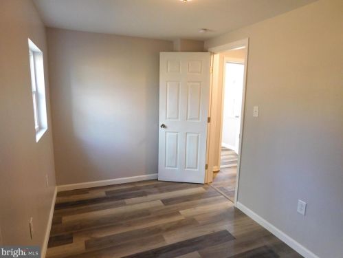 180 Homewood Ave, Falling Waters WV  25419-9737 exterior