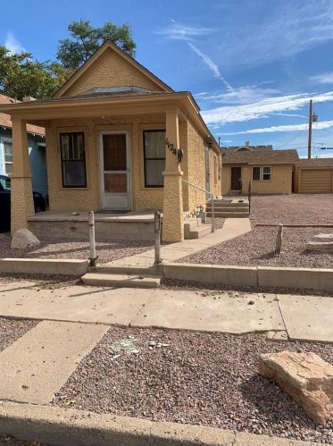 1124 Mahren Ave, Pueblo, CO 81006-1122