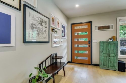 5707 Fairlane Dr, Austin TX  78757-4412 exterior