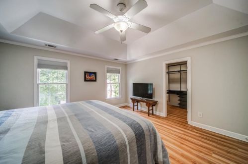10 Frst Rdg Ct, Atlanta GA  30350-1802 exterior