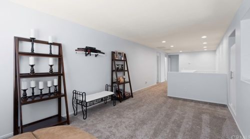 12741 Royal Palm Ln, Riverside CA  92503-7077 exterior
