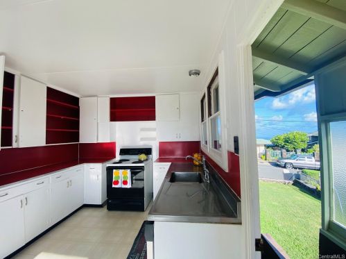 2722 Peter St, Honolulu HI  96816-2016 exterior