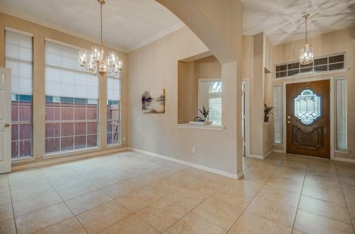 3776 Chatham Court Dr, Addison TX  75001-7940 exterior