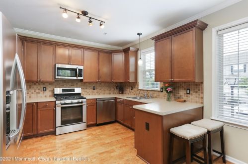 622 Ml Pond Way, Tinton Falls NJ 07724-2478 exterior