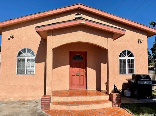 9000 Burke Ave, South Gate, CA 90280-3411